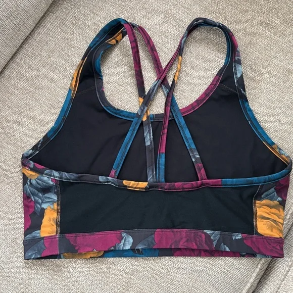 Nike Multicolor Floral Sports Bra - Picture 2 of 5